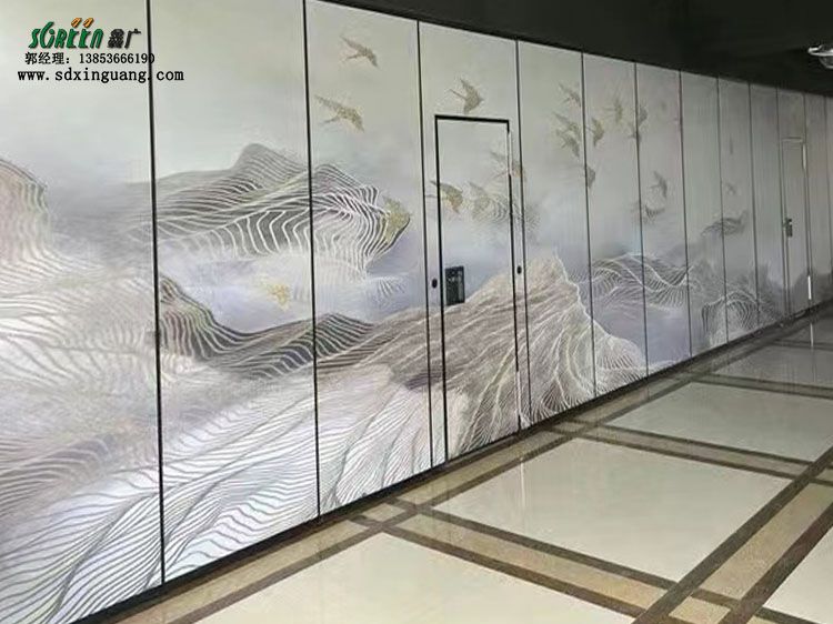 濰坊活動(dòng)隔斷廠(chǎng)家酒店活動(dòng)隔斷墻，展廳折疊推拉門(mén)，移動(dòng)屏風(fēng)高隔